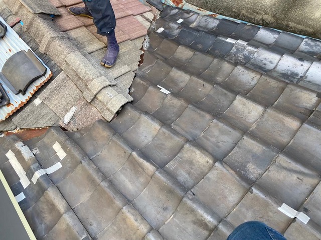 最安な方法で谷板金補修